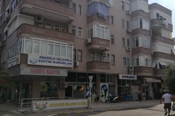 3+1 APARTMENT SUITABLE FOR RESIDENCE IN THE CENTER OF ALANYA