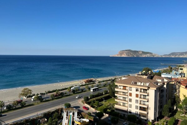 Fully Furnished 3+1 Seafront Residence for Sale in Alanya Tosmur