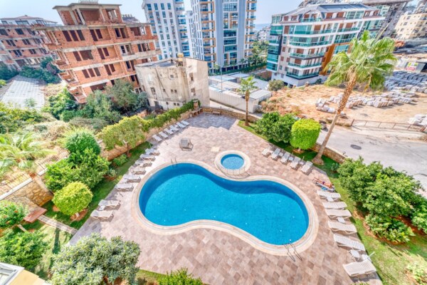 2+1 Apartment for Sale in Alanya Tosmur Suitable for Residence