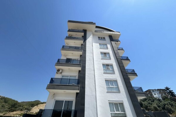 1+1 Apartment for Sale in Alanya Demirtaş Neighborhood