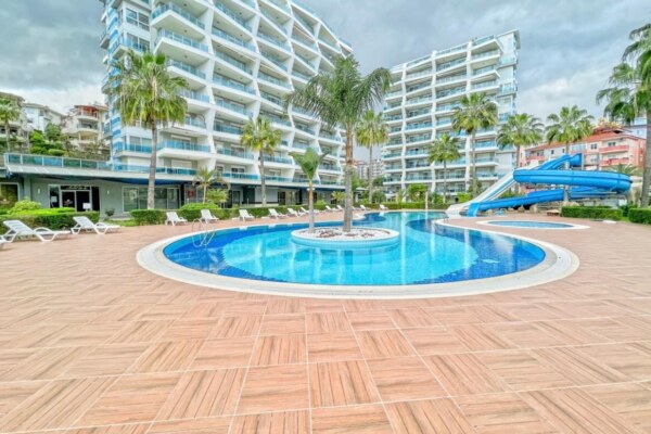 2+1 Apartment for Sale in Alanya Cikcilli Crystal Garden