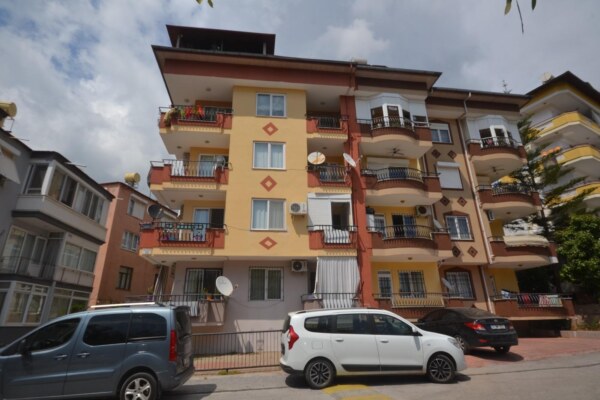 3+1 Apartment for Sale in Alanya Hacet Neighborhood Suitable for Credit and Citizenship