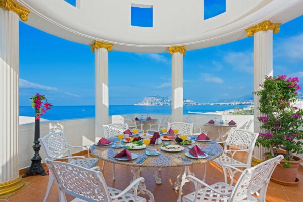 5-Sterne-Ultra-All-Inclusive-Hotel zu verkaufen