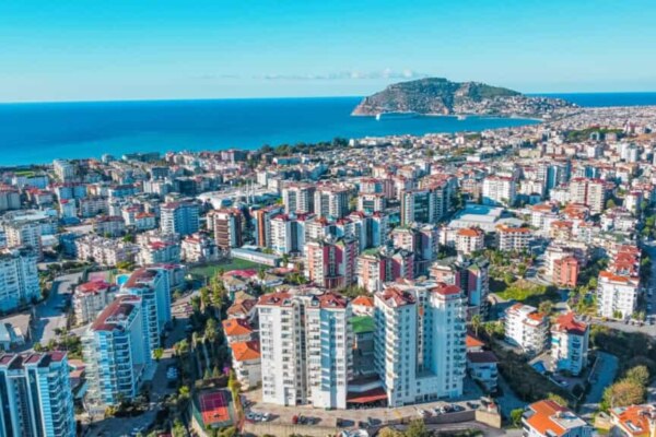 1+1 Apartment for Sale in Alanya Cikcilli in 5 Star Hotel Concept