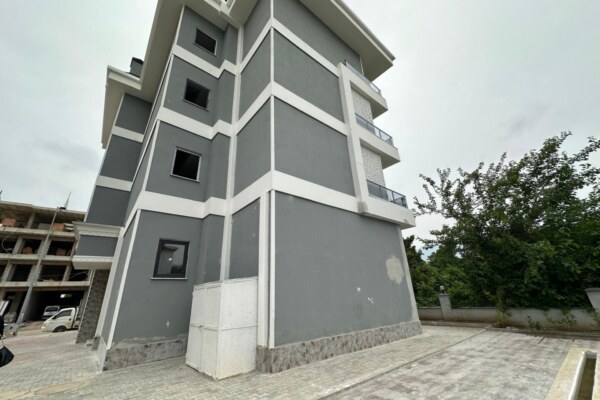 Alanya Oba Çarşamba Suitable for Credit Sale Zero Apartment