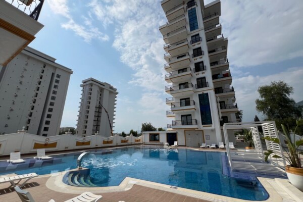 1+1 Apartment for Sale in Alanya Mahmutlar Volantis Site