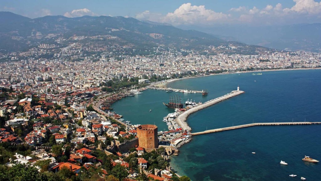 Yabancı Yatırımcılar İçin Alanya’da Ev Sahibi Olma Rehberi