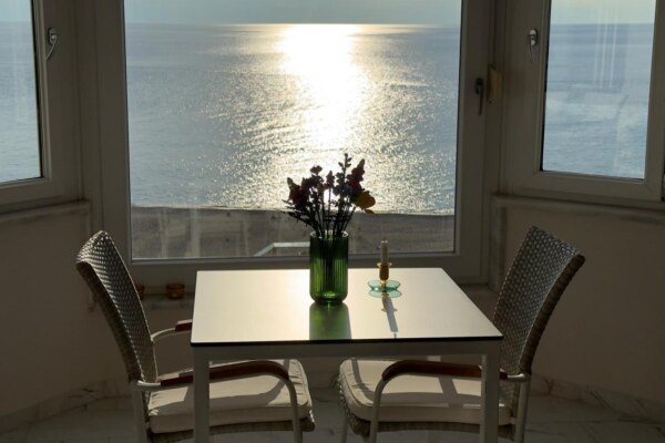 🌟 EURO VIP RESIDENCE | BEACHFRONT 2+1 WITH CASTLE VIEWS